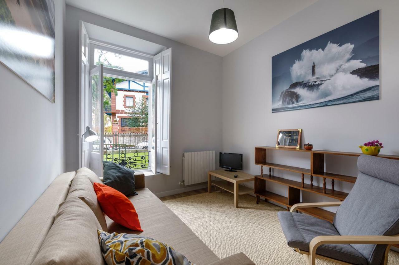 Apartamentos Casa Carre 1893 Santoña Exteriör bild